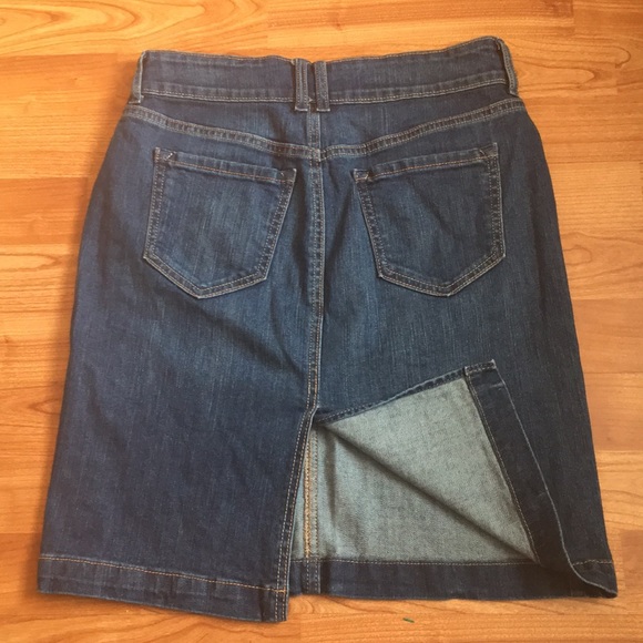 Denim Skirt - Old Navy - Picture 3 of 3